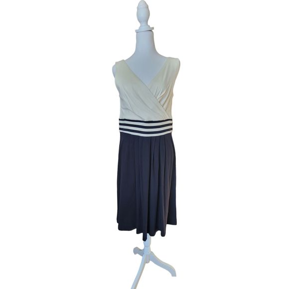 Land’s End Dress Midi A Line Women’s 6-8 Black and Cream Sleeveless V Neck Pima - Picture 1 of 13